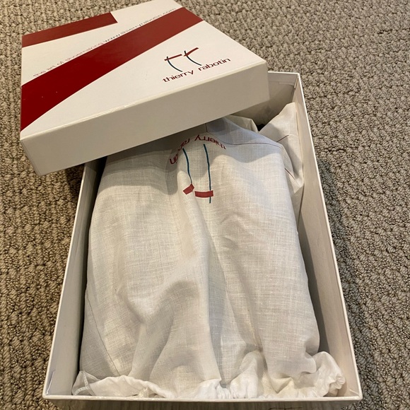 Thierry Rabotin Black Leather Pumps - Picture 11 of 13